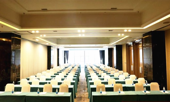 成都年會(huì)酒店 成都年會(huì)酒店