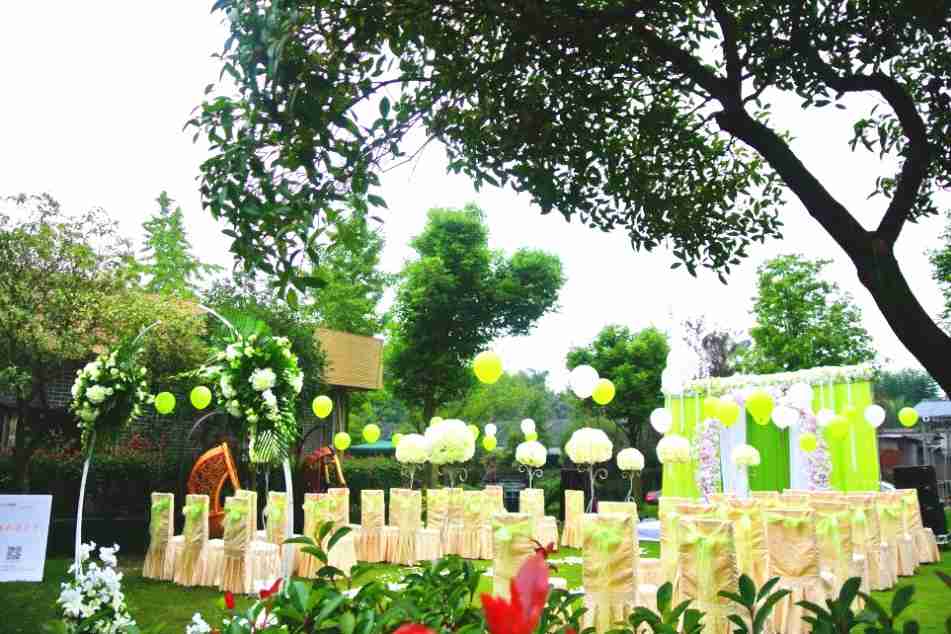 成都草坪婚禮場(chǎng)地 成都草坪婚禮場(chǎng)地