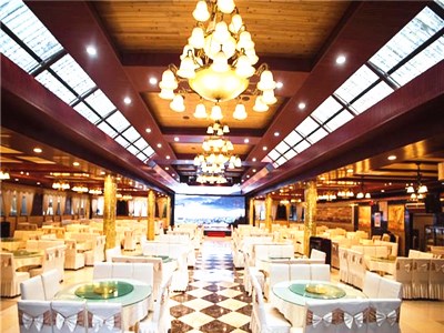 成都酒店婚宴價(jià)格 成都酒店婚宴價(jià)格