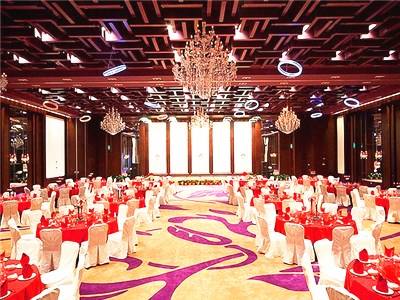 一般酒店婚宴多少錢一桌 一般酒店婚宴多少錢一桌