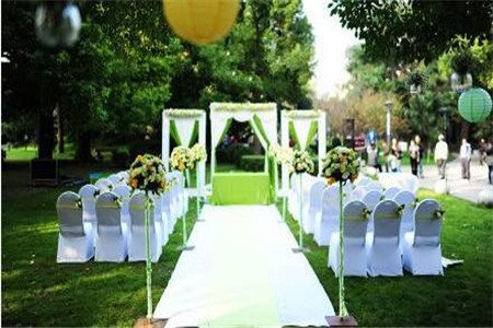 成都草坪婚禮多少錢(qián) 成都草坪婚禮多少錢(qián)