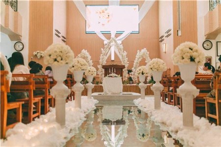 成都婚禮場(chǎng)地,教堂婚禮 成都婚禮場(chǎng)地,教堂婚禮