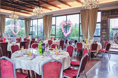 成都婚禮場(chǎng)地 成都婚禮場(chǎng)地