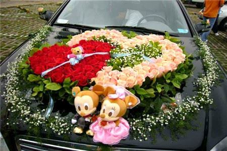 婚車(chē)扎花價(jià)格,婚車(chē)裝飾